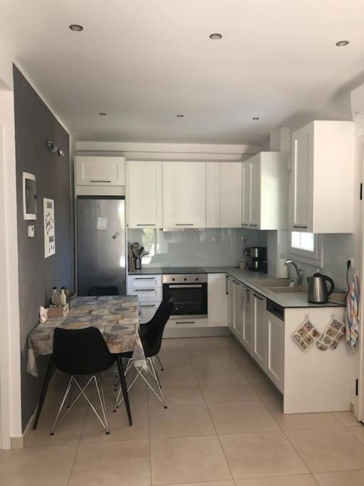 Renovated Apartment With Garden And Parking Space Peraía 외부 사진